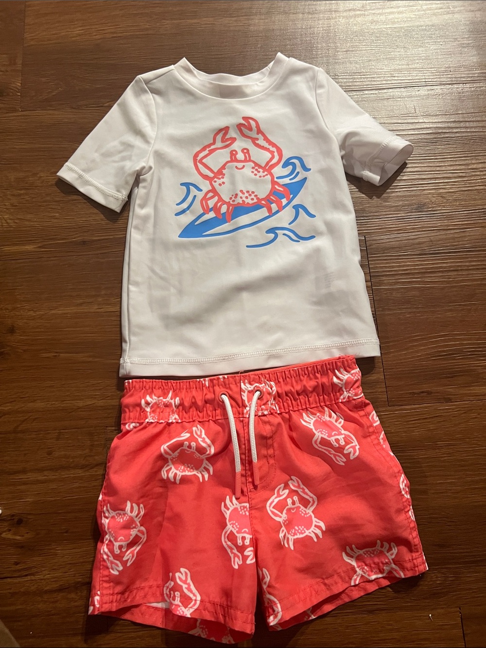 Cat & Jack White Rash Guard with Coral and Blue Crab Print & Coral Swim Shorts